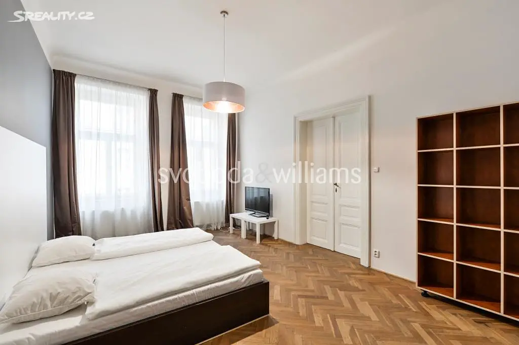 Pronájem bytu 3+1 135 m², Spálená, Praha 1 - Nové Město