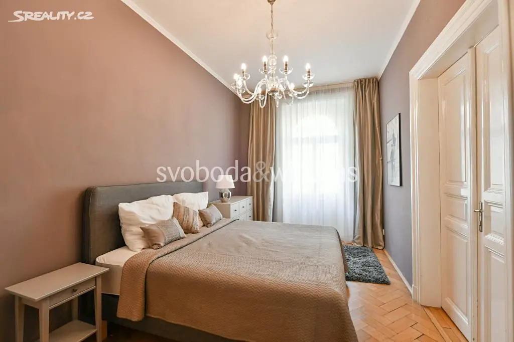 Pronájem bytu 3+1 90 m², Praha 1 - Staré Město