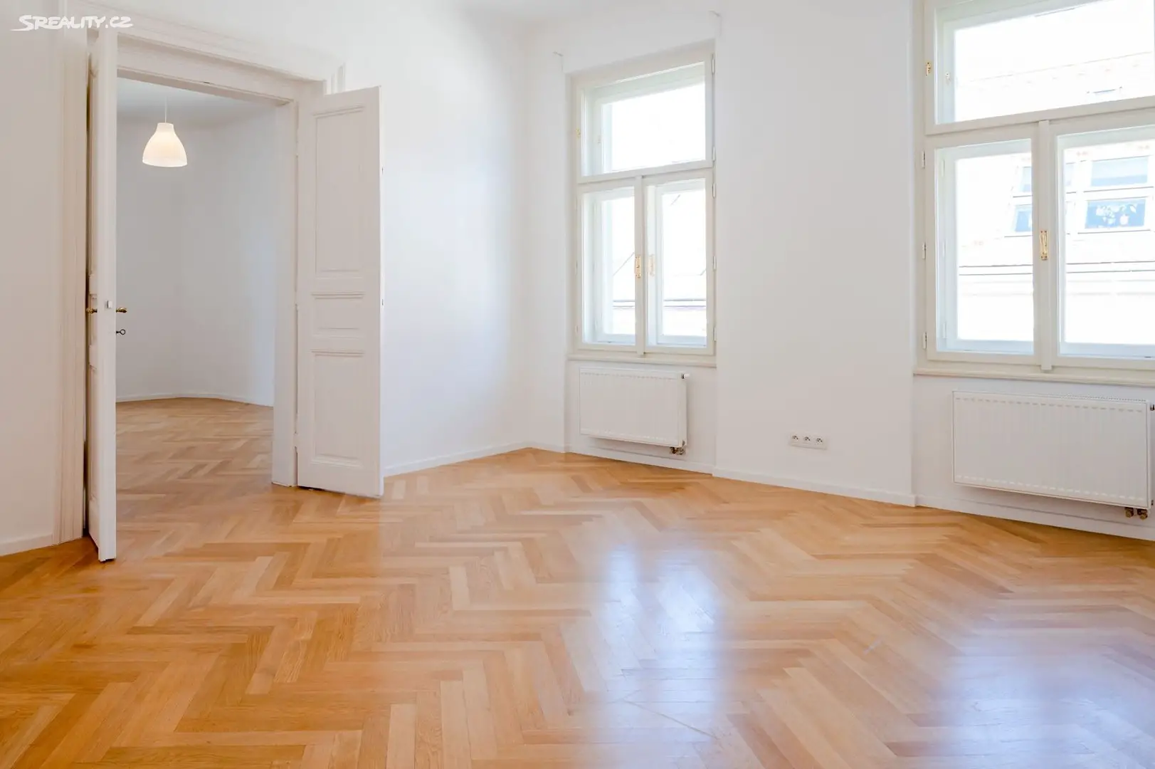 Pronájem bytu 3+1 94 m², Lublaňská, Praha 2 - Vinohrady