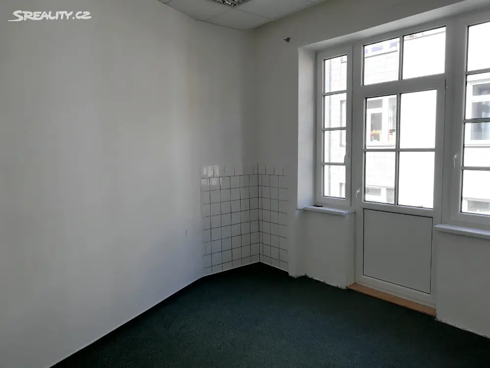 Pronájem bytu 3+kk 70 m², Na Hradbách, Ostrava - Moravská Ostrava