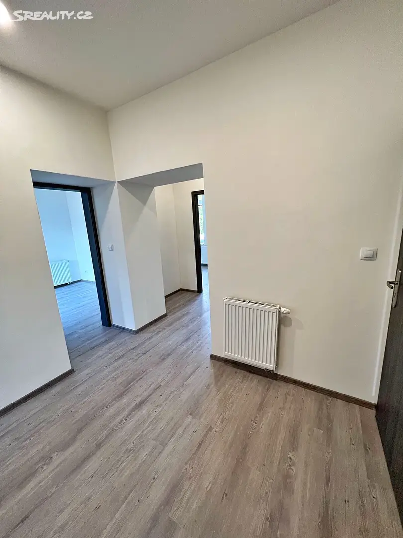 Pronájem bytu 3+kk 63 m², Tomáše Bati, Třebíč - Borovina