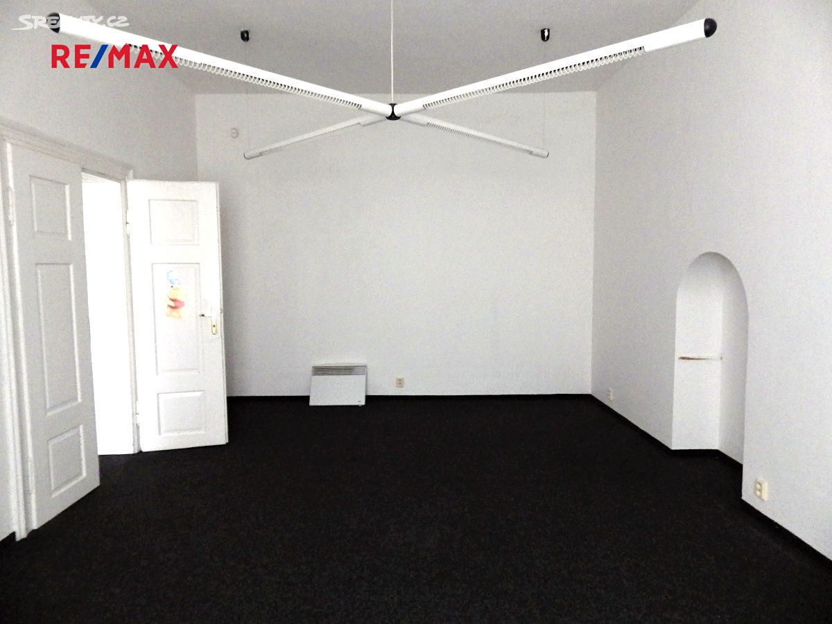 Pronájem bytu 4+1 131 m², nám. T. G. Masaryka, Moravská Třebová - Město
