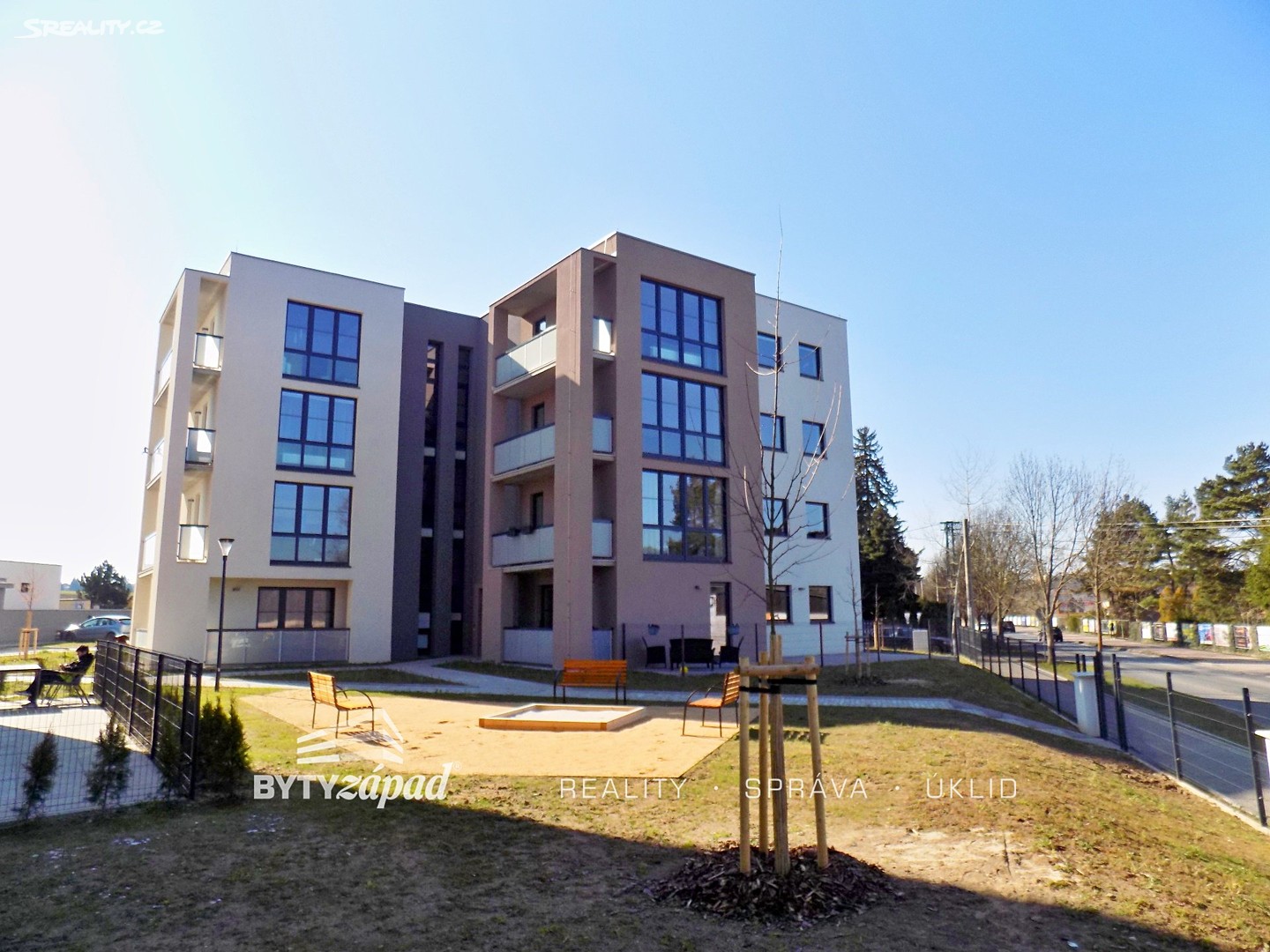 Pronájem bytu 4+kk 96 m², U Velkého rybníka, Plzeň - Bolevec