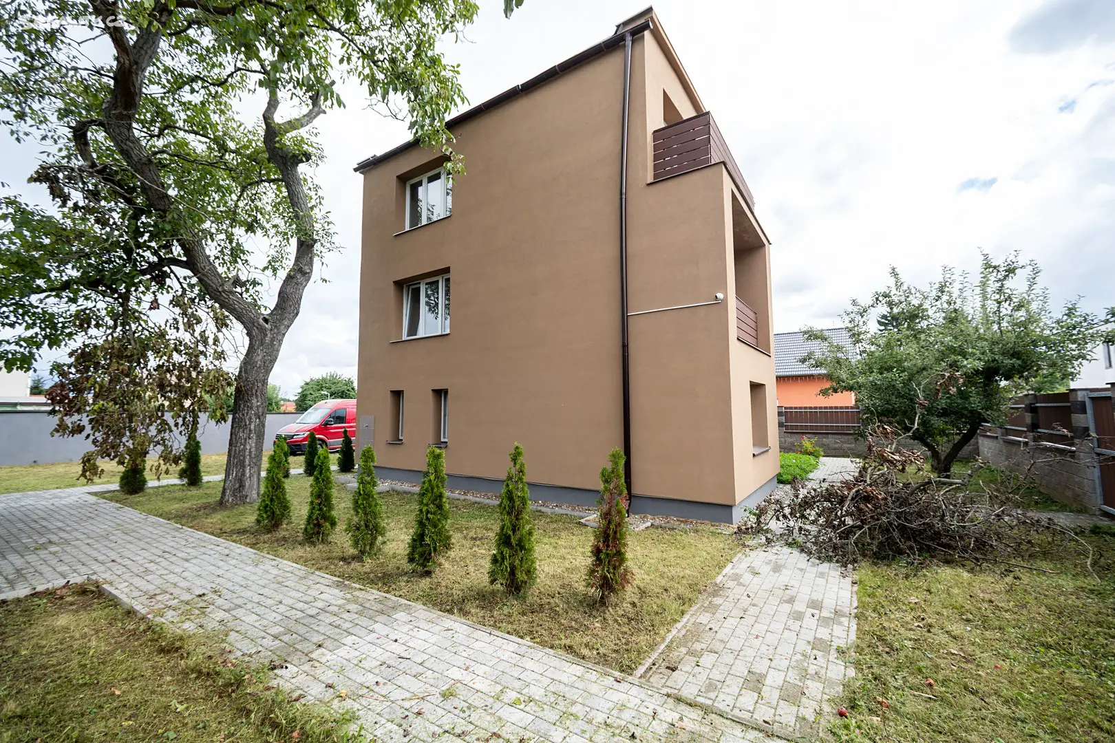 Pronájem  rodinného domu 163 m², pozemek 511 m², Za pekárnou, Praha 10 - Dubeč