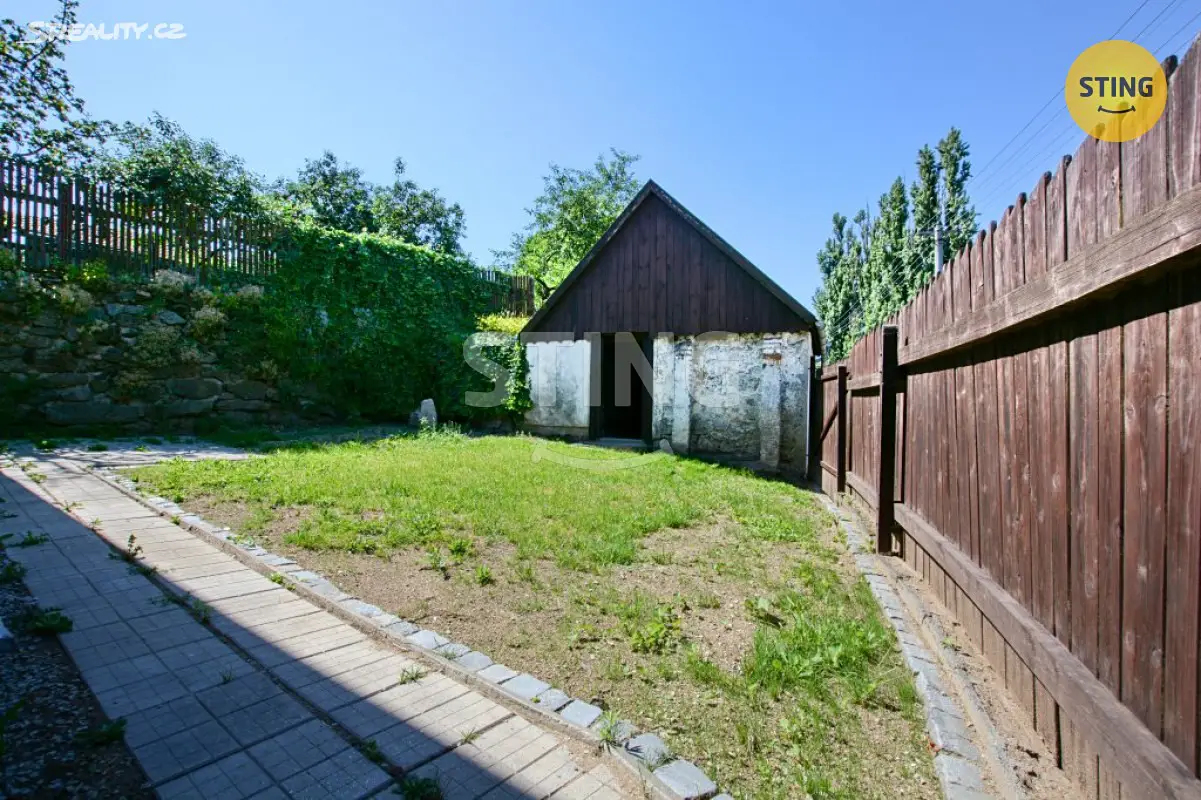 Prodej  rodinného domu 222 m², pozemek 242 m², Dolní Heřmanice, okres Žďár nad Sázavou