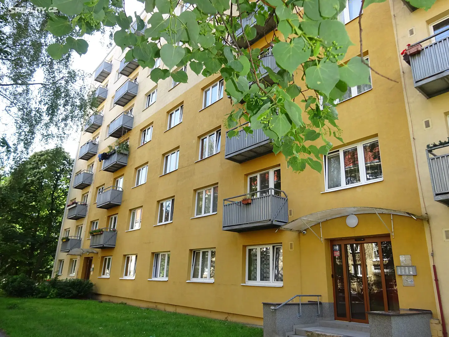 Prodej bytu 1+1 35 m², Finská, Kladno - Kročehlavy