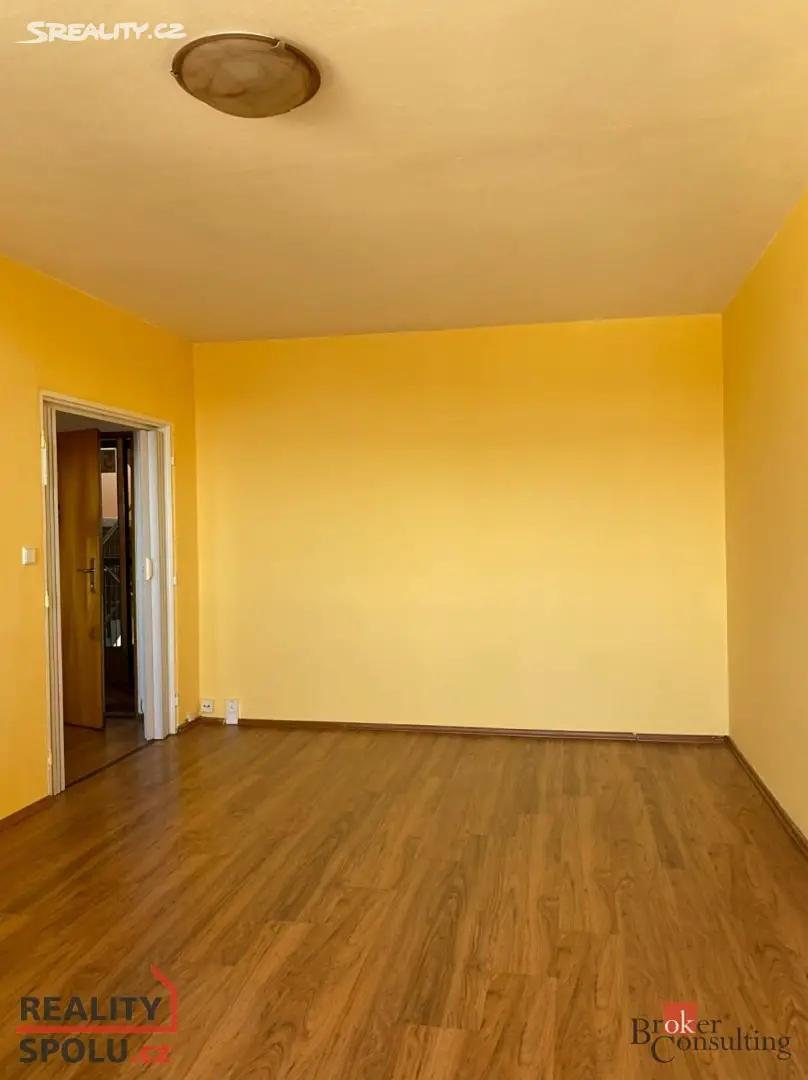 Prodej bytu 1+1 37 m², Holasická, Opava - Kateřinky