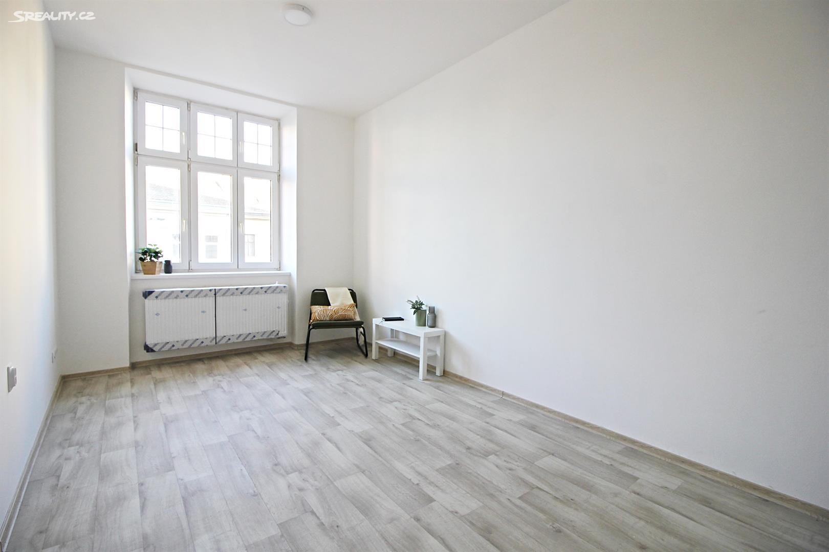 Prodej bytu 1+kk 27 m², Palackého třída, Brno - Královo Pole