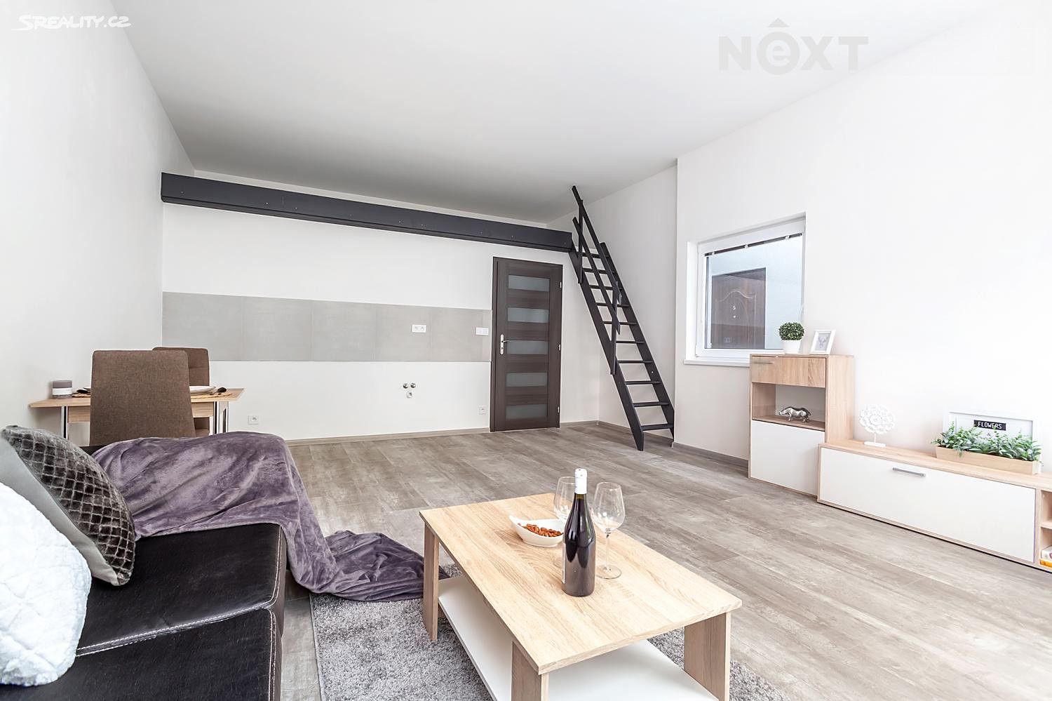 Prodej bytu 1+kk 28 m², Rumunská, Pardubice - Studánka