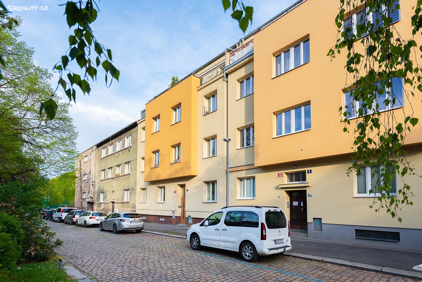 Prodej bytu 1+kk 25 m², Donátova, Praha 5 - Košíře