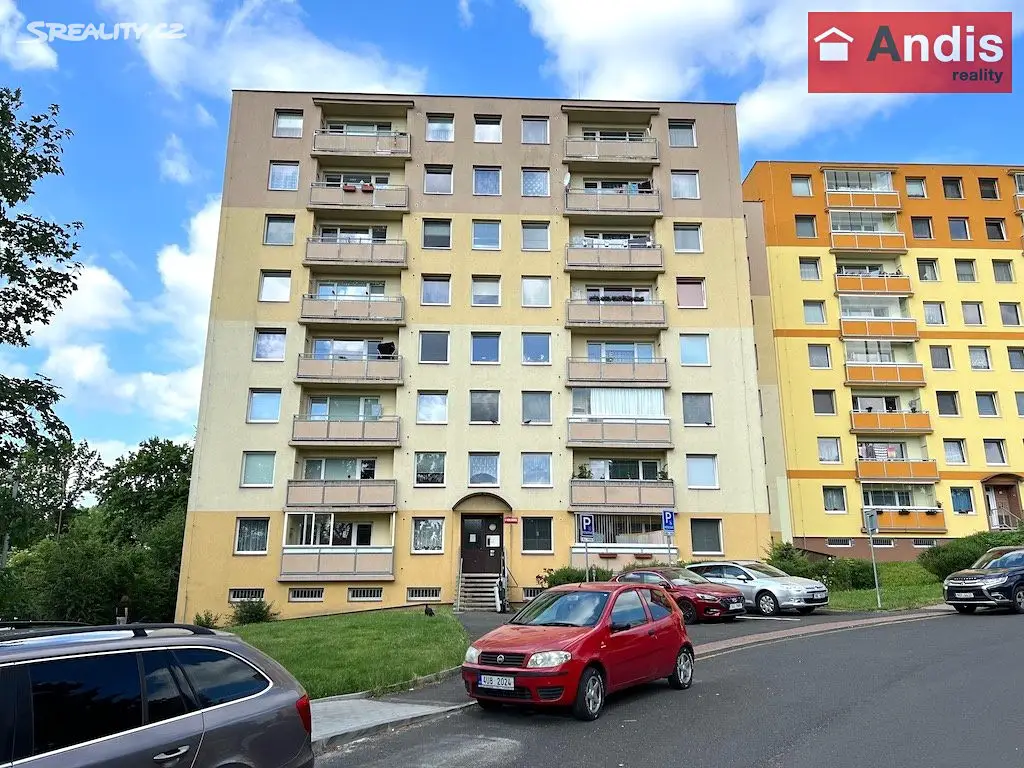 Prodej bytu 1+kk 32 m², V Oblouku, Ústí nad Labem - Krásné Březno