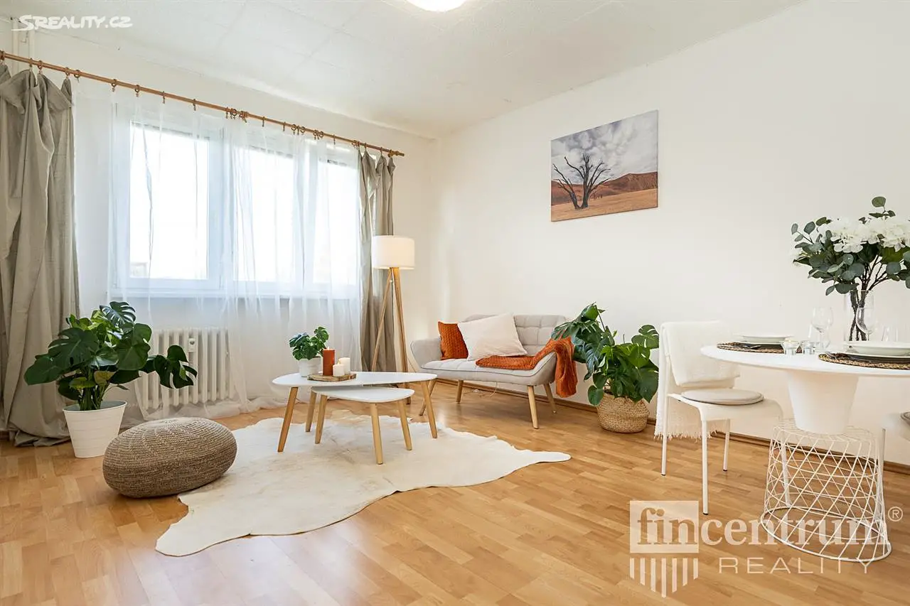 Prodej bytu 2+1 50 m², V úžlabině, Praha 10 - Strašnice