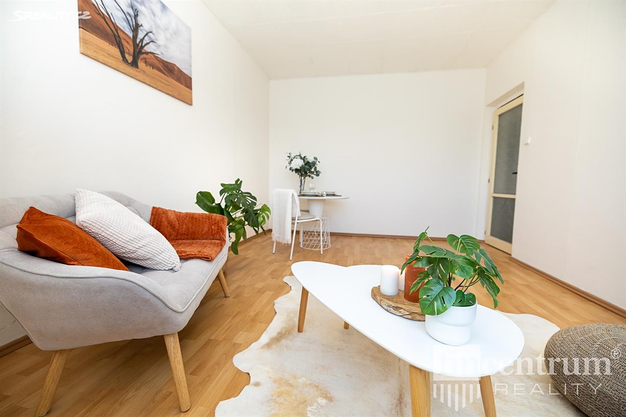 Prodej bytu 2+1 50 m², V úžlabině, Praha 10 - Strašnice