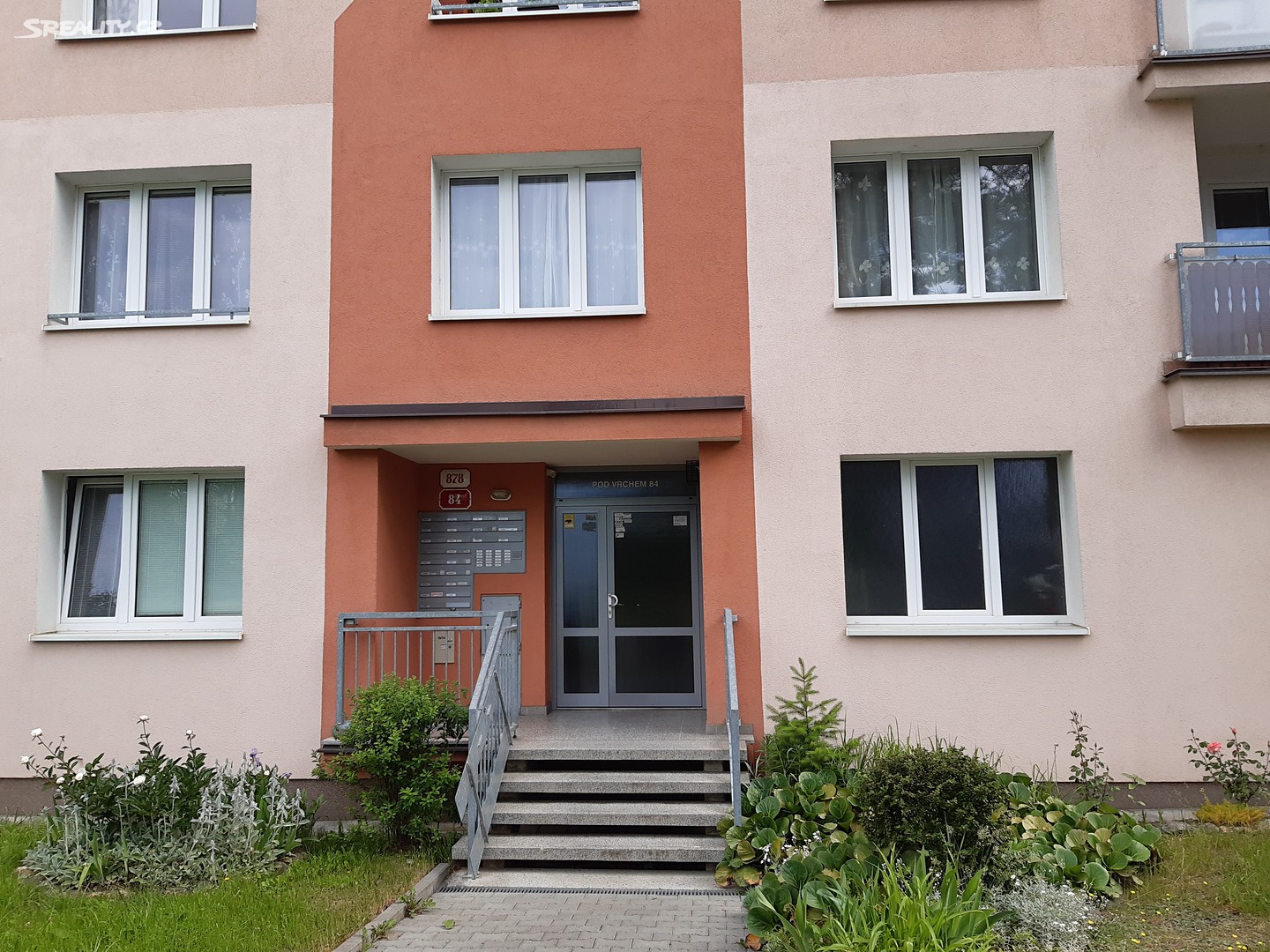 Pronájem bytu 1+1 36 m², Pod Vrchem, Plzeň - Lobzy