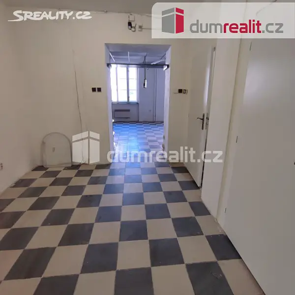 Pronájem bytu 1+1 60 m², Železničářská, Ústí nad Labem - Střekov