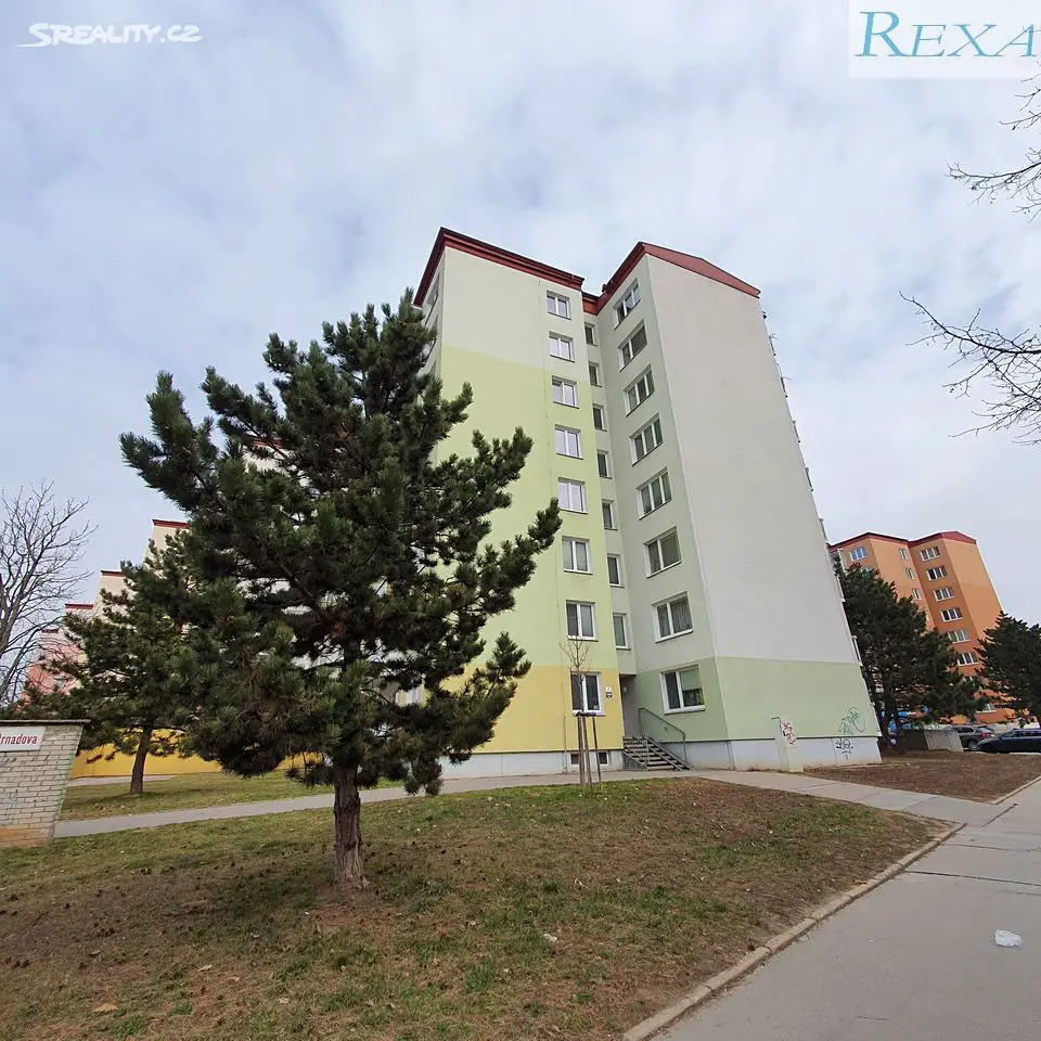 Pronájem bytu 1+kk 47 m², Strnadova, Brno - Líšeň