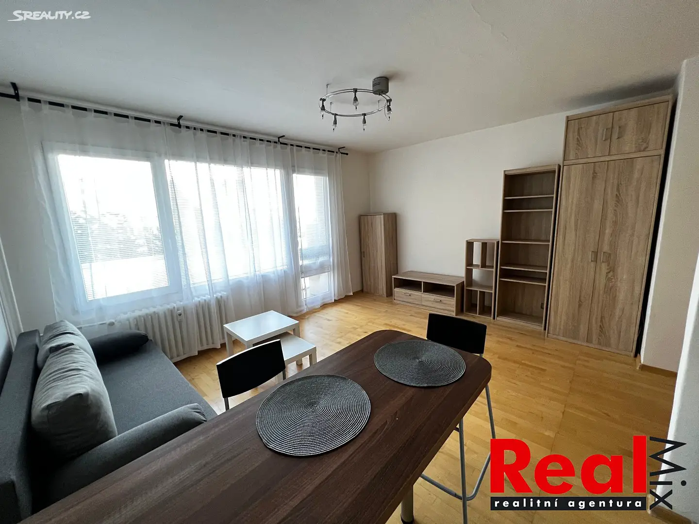 Pronájem bytu 1+kk 34 m², U Pošty, Brno - Starý Lískovec