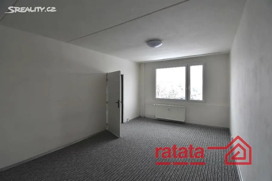 Pronájem bytu 2+1 51 m², Bezručova, Chomutov