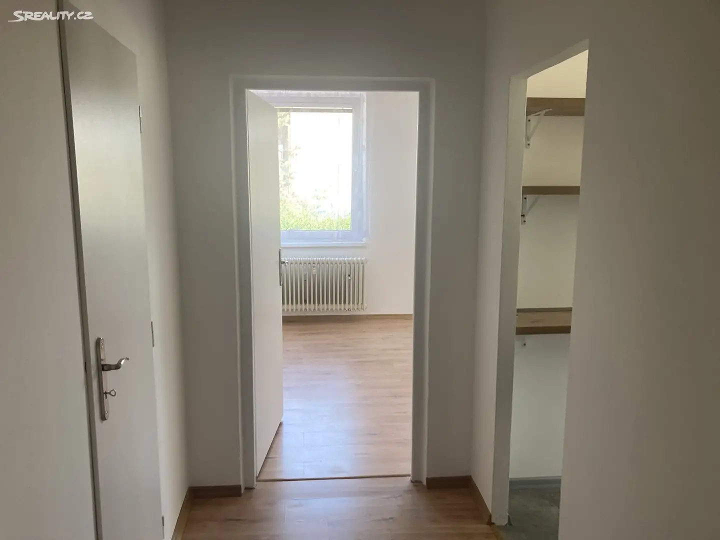 Pronájem bytu 2+1 50 m², Děčín - Děčín XXVII-Březiny, okres Děčín