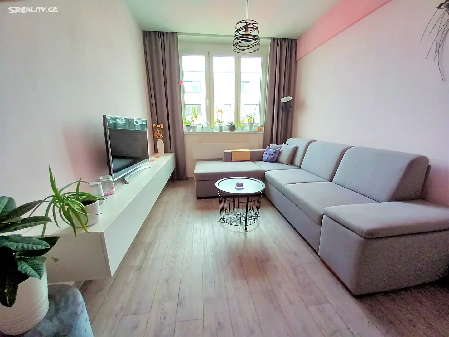 Pronájem bytu 2+1 52 m², V Horkách, Praha - Nusle