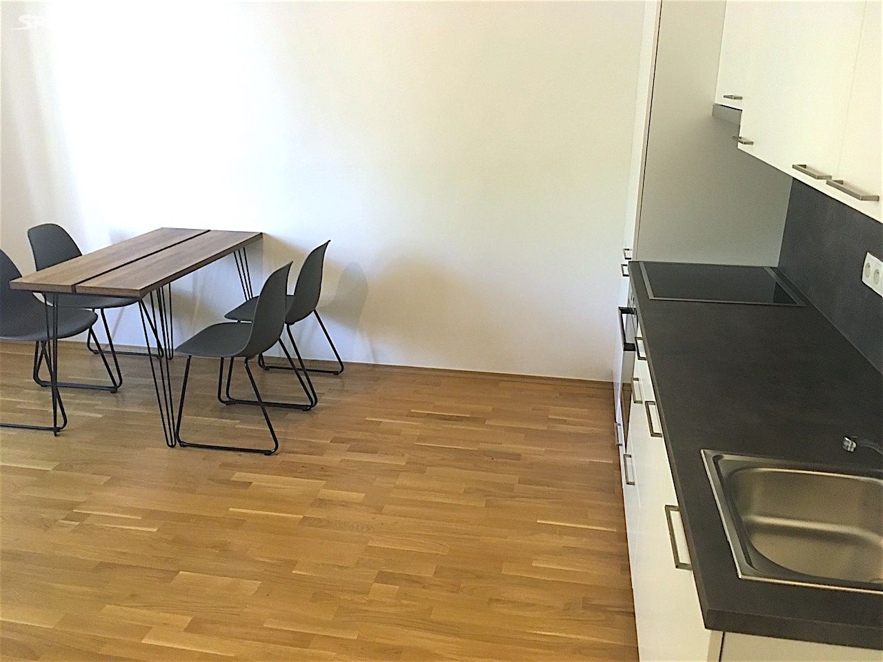 Pronájem bytu 2+kk 37 m², Bulharská, Praha 10 - Vršovice
