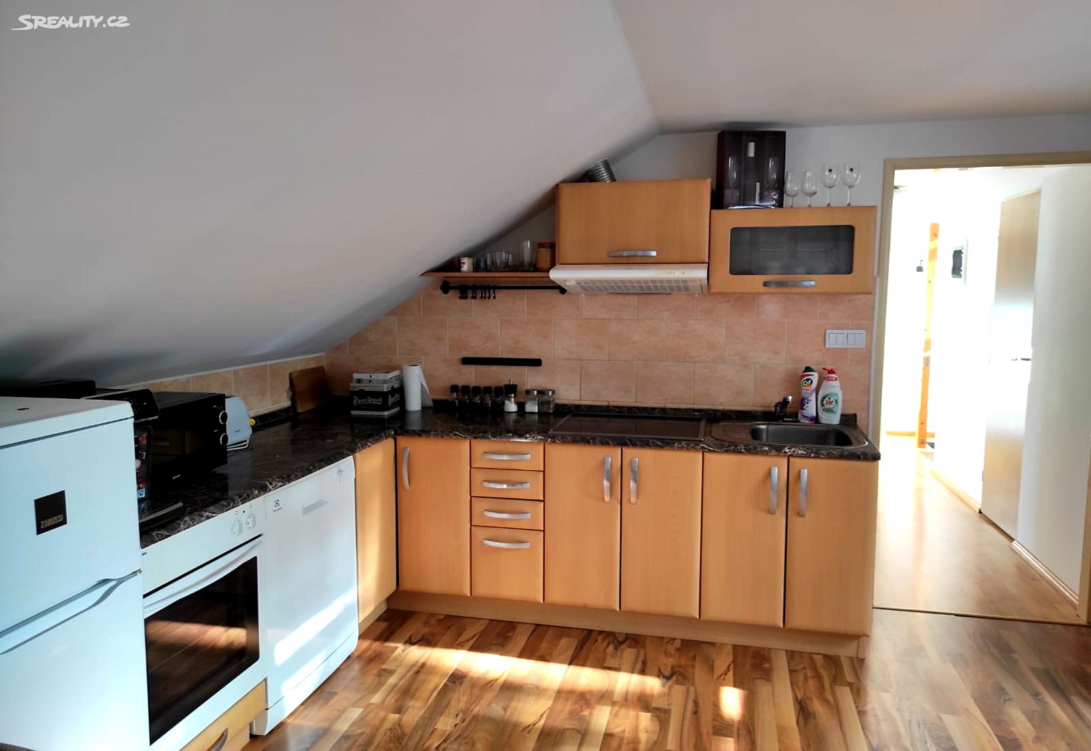 Pronájem bytu 3+kk 55 m² (Podkrovní), Osov, okres Beroun