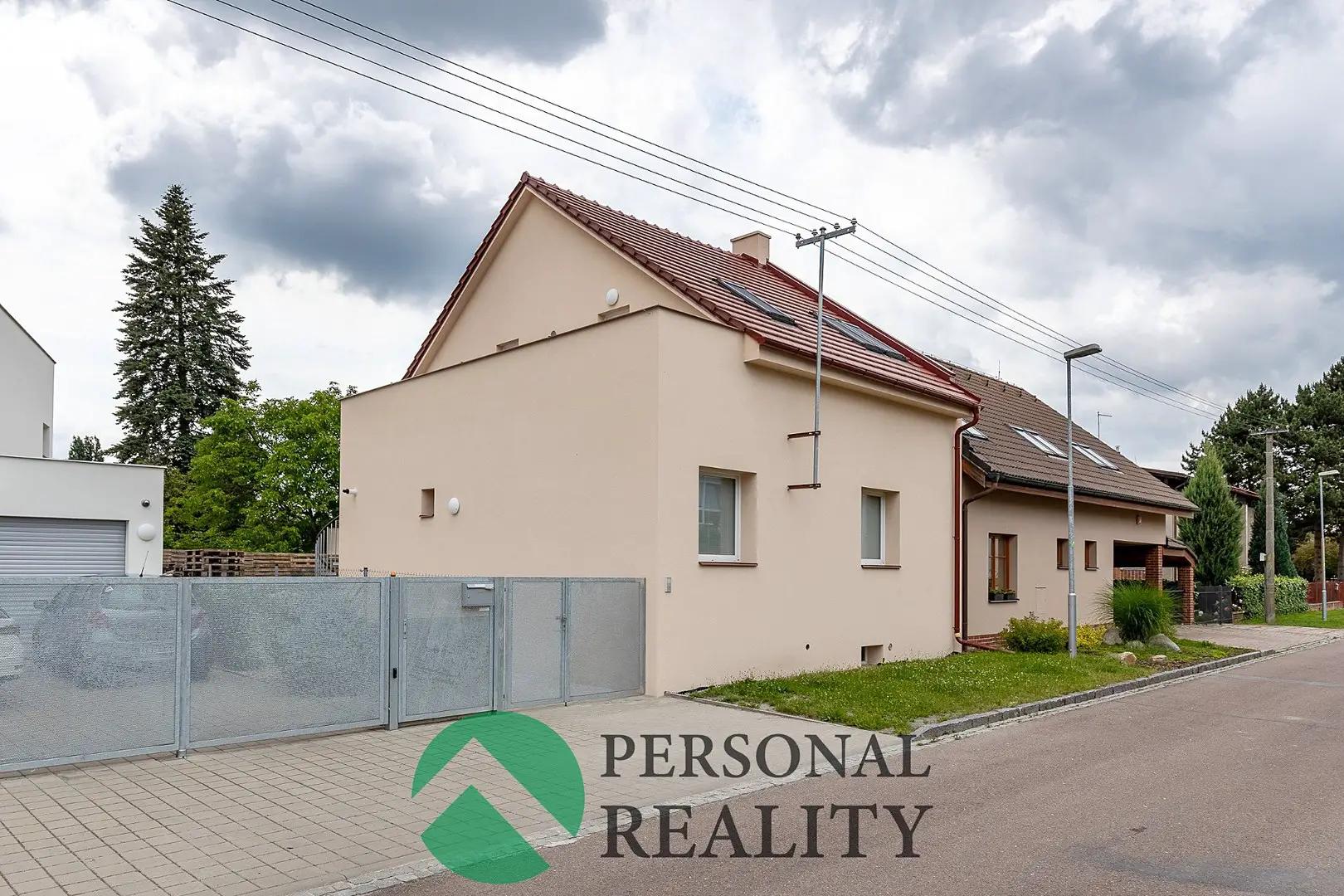 Pronájem bytu 3+kk 65 m², Na Hrázi, Pardubice - Studánka