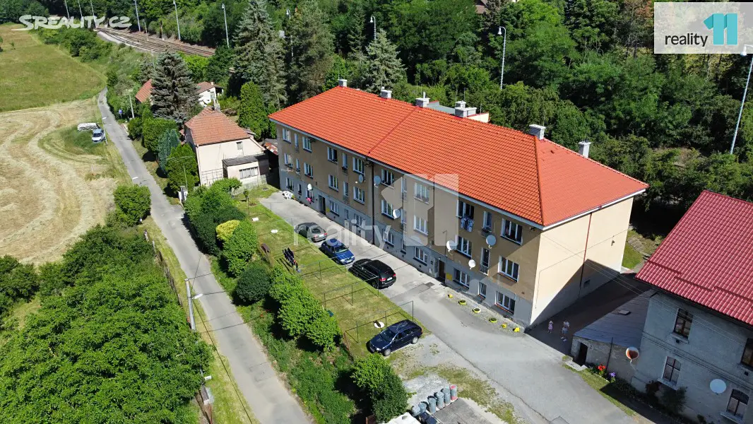 Pronájem bytu 4+1 78 m², Pod Nádražím, Nižbor