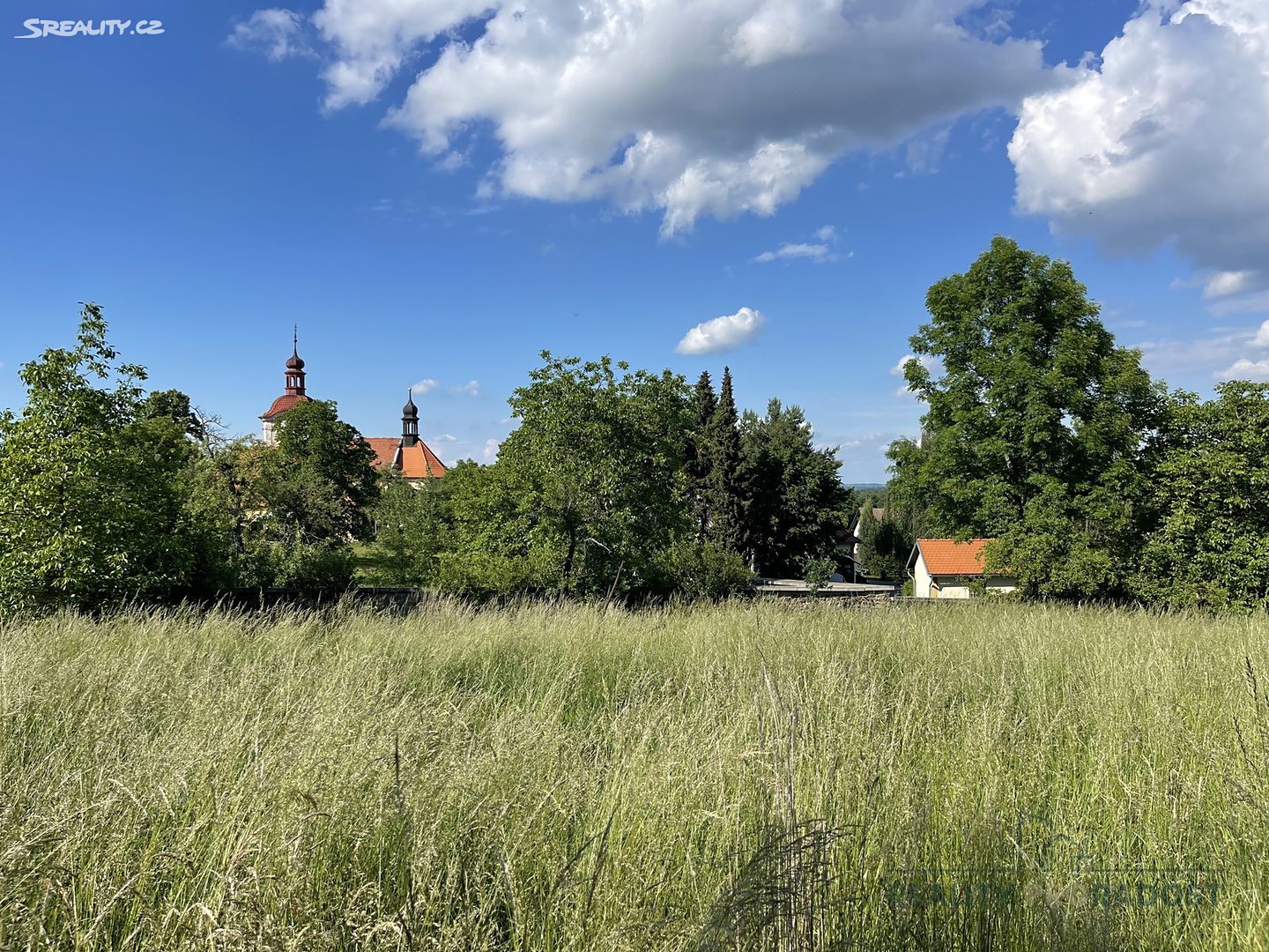 Prodej  stavebního pozemku 1 583 m², Zdechovice, okres Pardubice