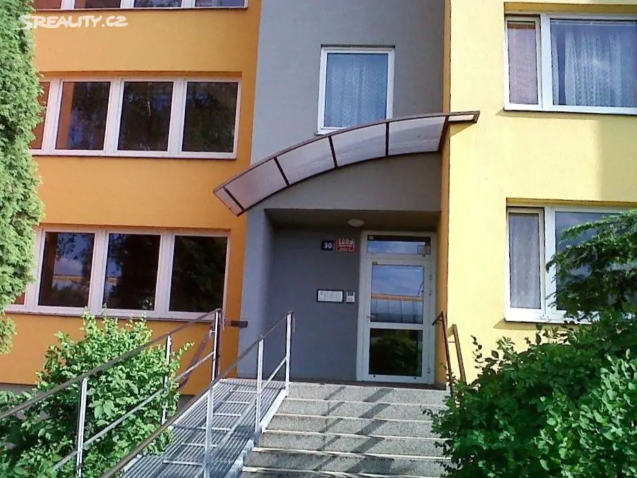 Pronájem bytu 2+kk 54 m², Cíglerova, Praha 9 - Černý Most
