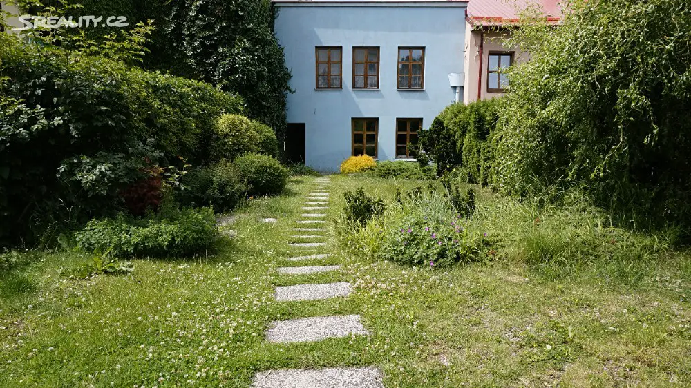 Prodej  vícegeneračního domu 365 m², pozemek 400 m², náměstí J. A. Komenského, Brušperk