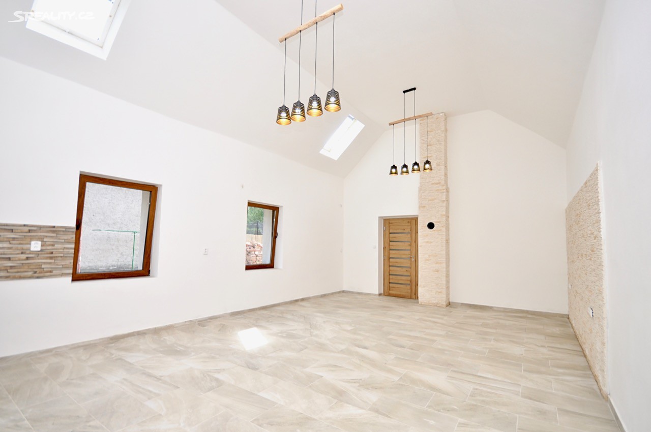 Prodej  rodinného domu 120 m², pozemek 421 m², Červené Janovice, okres Kutná Hora