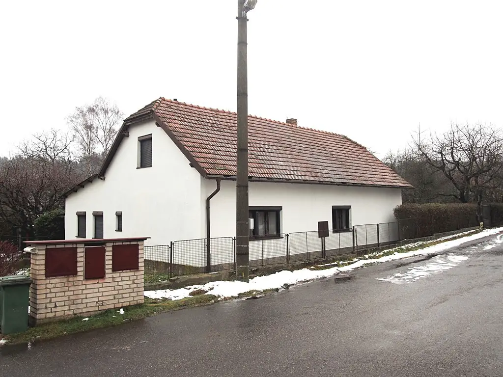 Prodej  rodinného domu 210 m², pozemek 1 518 m², Votice - Hostišov, okres Benešov