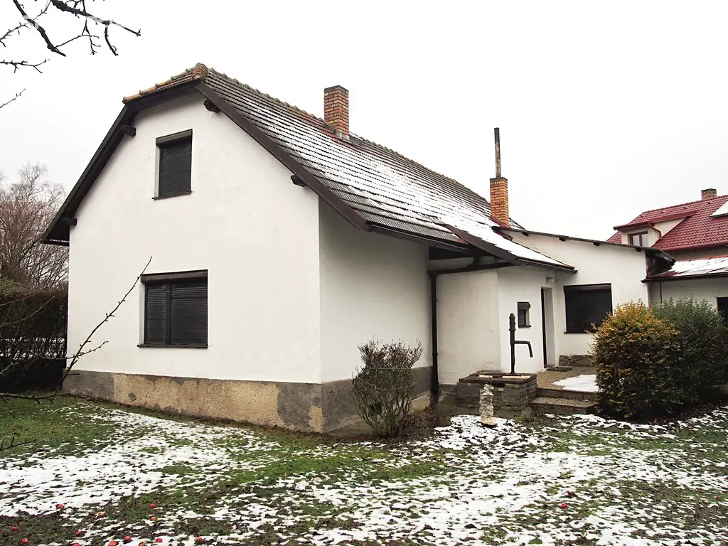 Prodej  rodinného domu 210 m², pozemek 1 518 m², Votice - Hostišov, okres Benešov
