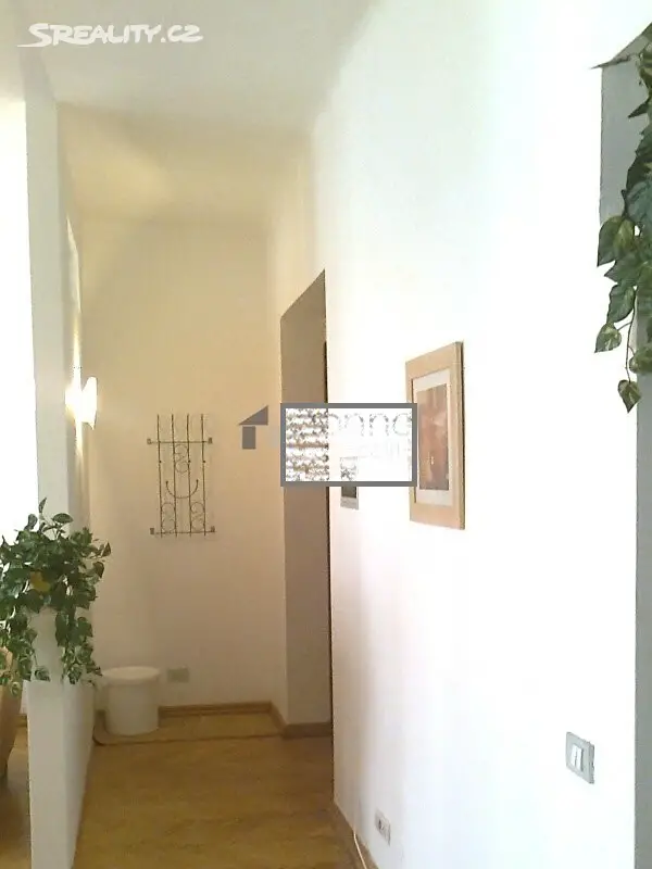 Prodej bytu 2+1 73 m², Korunní, Praha 2 - Vinohrady