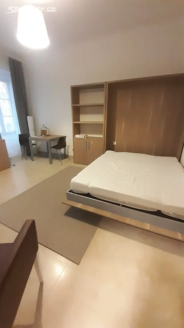 Pronájem bytu 1+kk 28 m², Jana Zajíce, Praha - Bubeneč