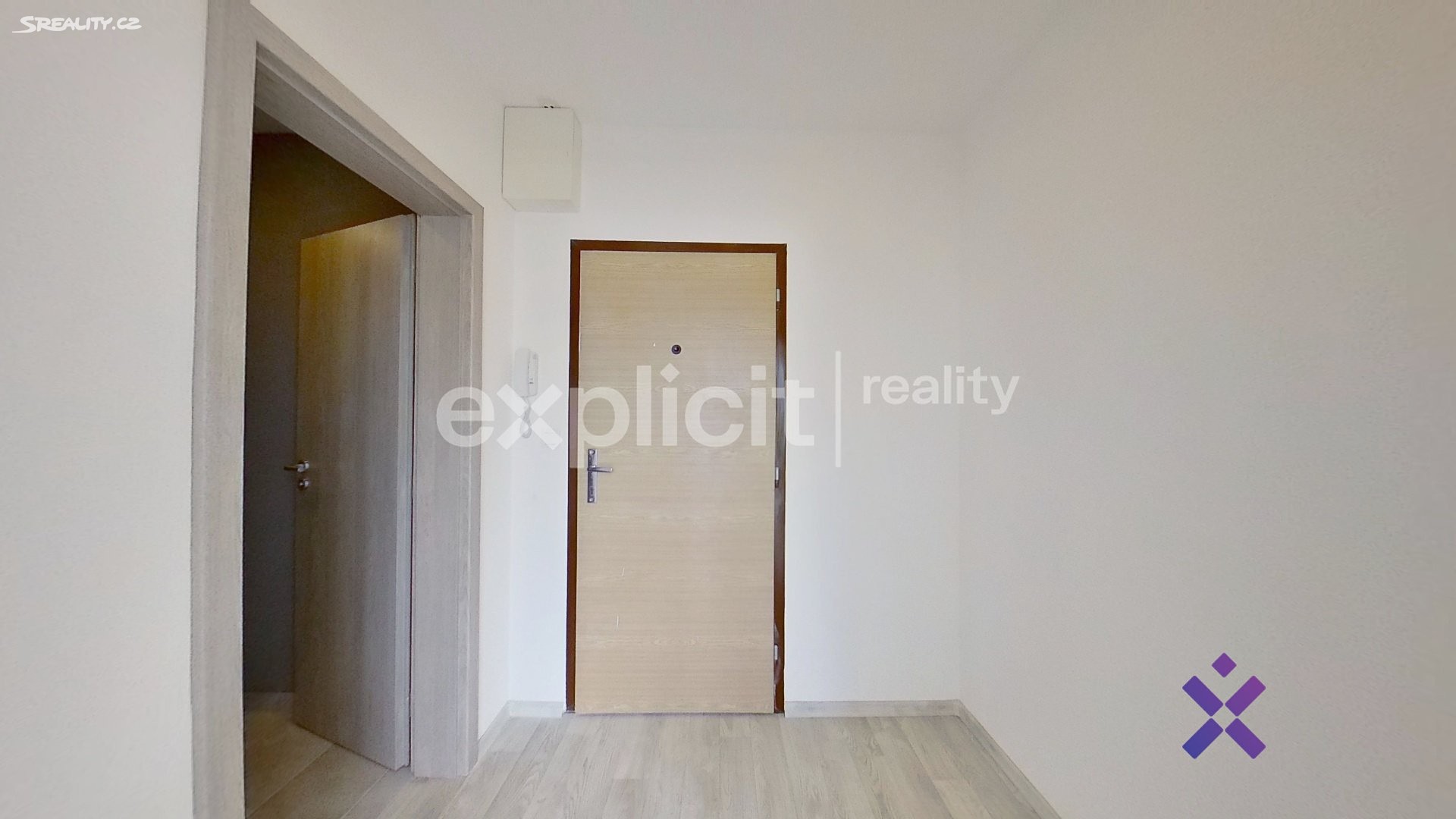 Prodej bytu 1+1 35 m², Na Honech II, Zlín