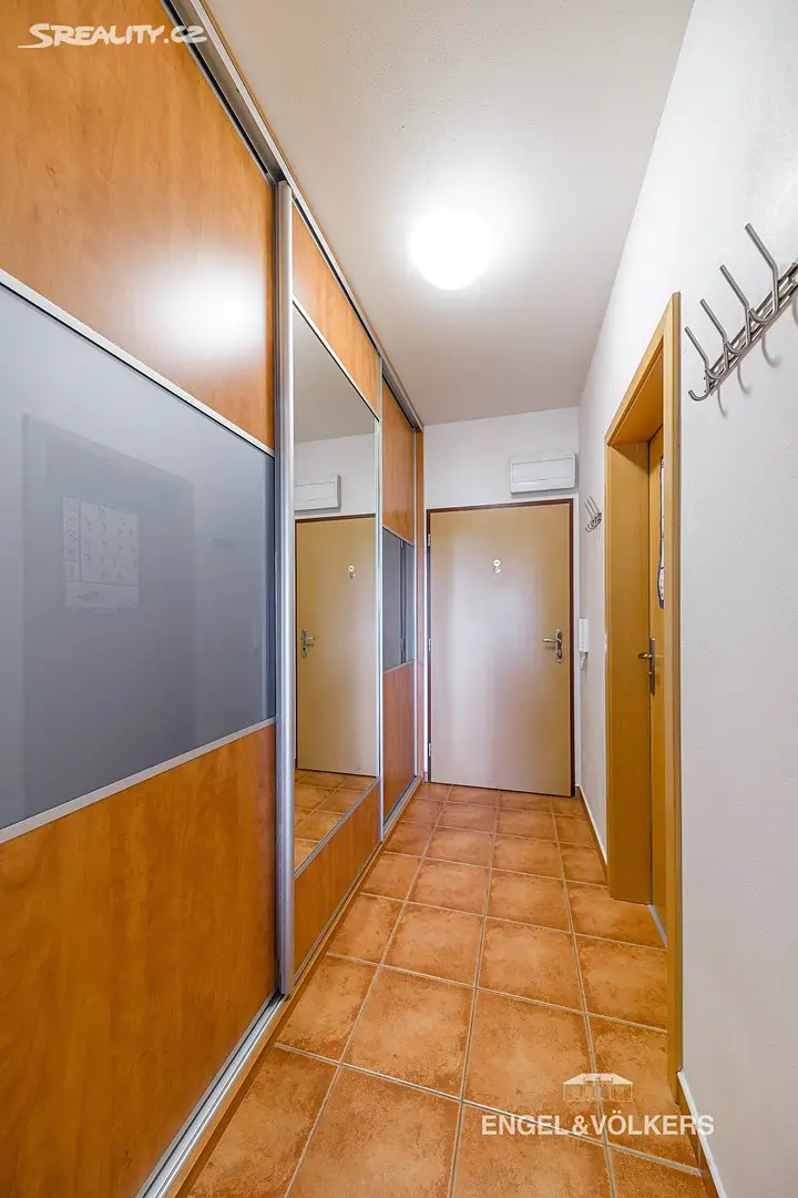 Prodej bytu 1+kk 48 m², Tauferova, Praha 9 - Kbely
