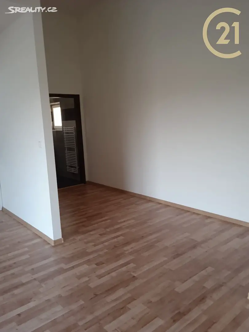 Prodej bytu 2+kk 64 m², Bořenovská, Holešov
