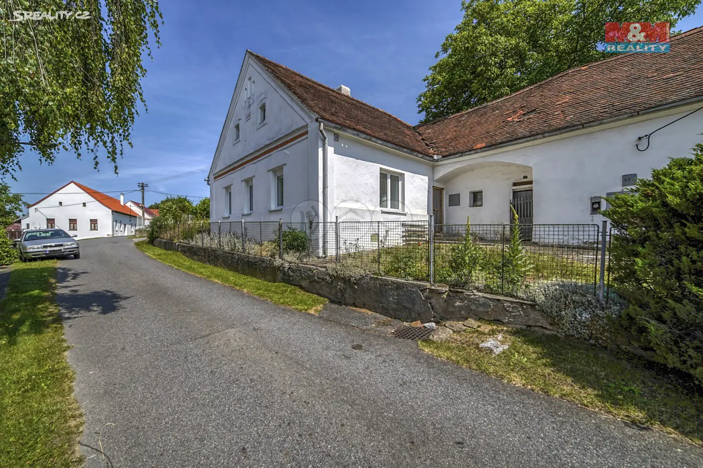 Prodej  rodinného domu 180 m², pozemek 626 m², Břežany, okres Klatovy