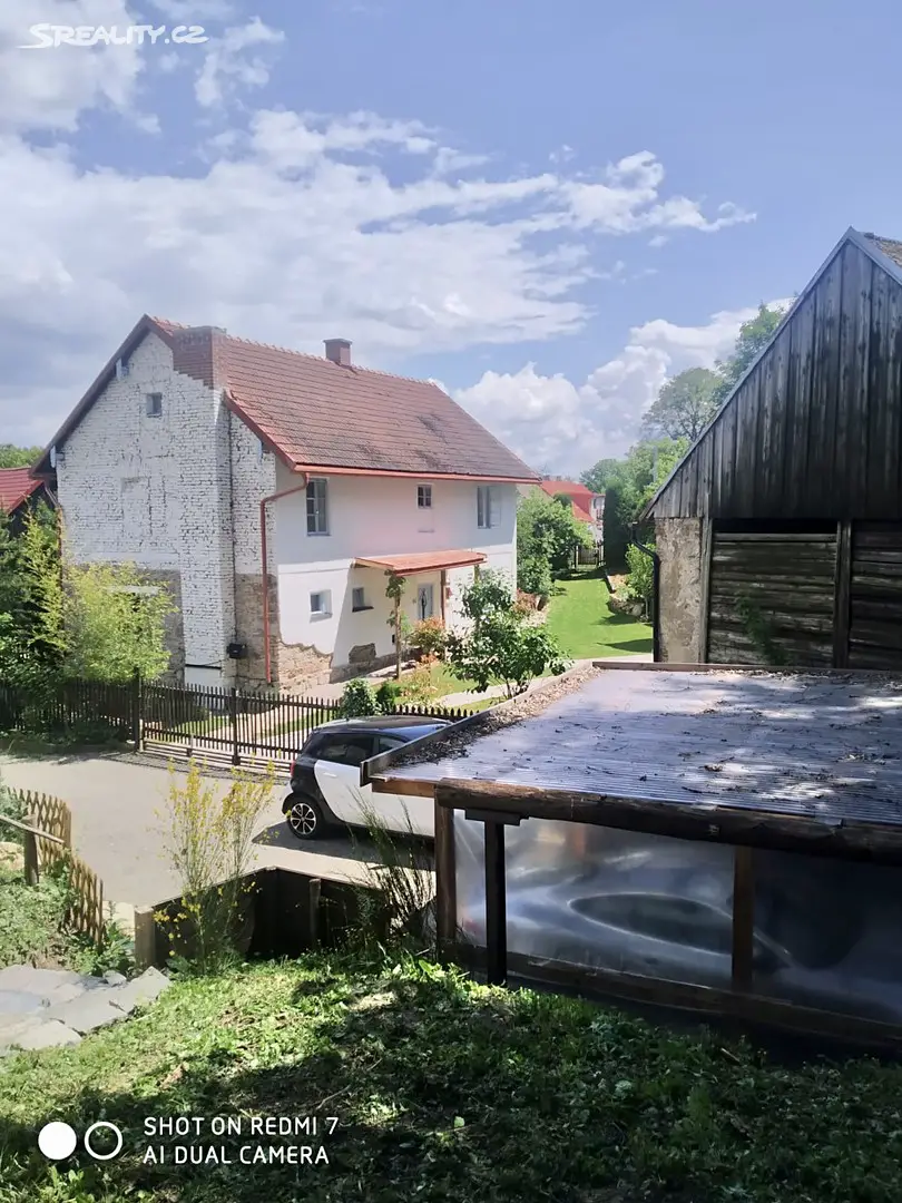 Prodej  rodinného domu 145 m², pozemek 810 m², Divišov - Šternov, okres Benešov