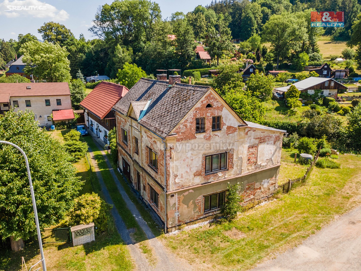 Prodej  rodinného domu 340 m², pozemek 383 m², Skalice u České Lípy, okres Česká Lípa