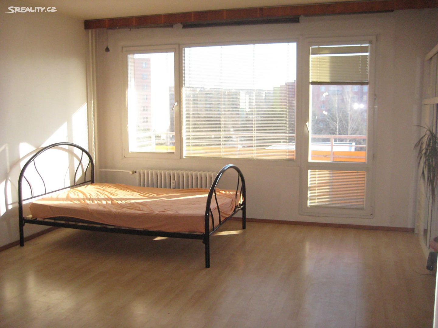 Pronájem bytu 1+kk 32 m², Brno - Brno-Nový Lískovec, okres Brno-město