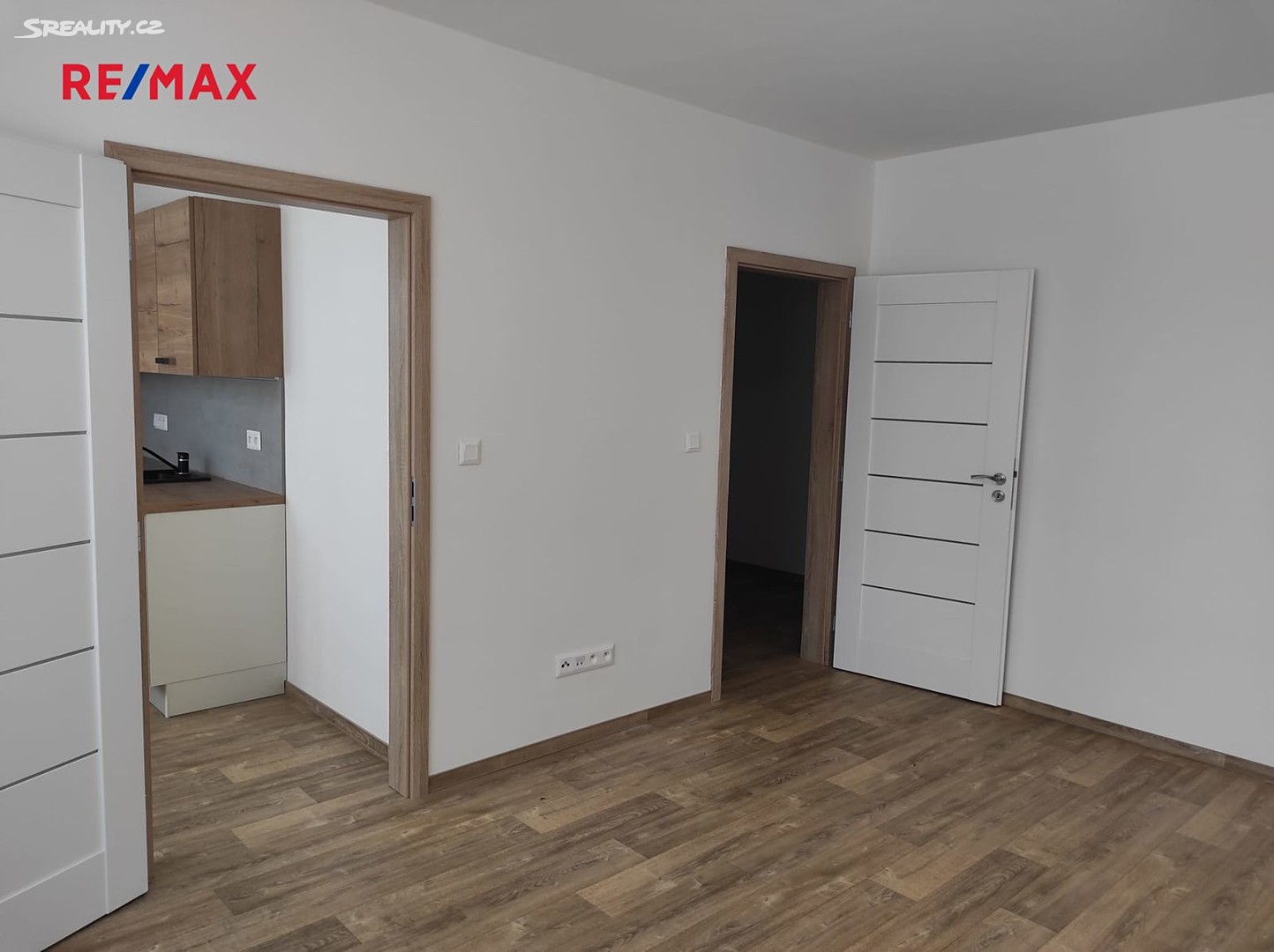 Pronájem bytu 2+1 624 m², Okružní, Karlovy Vary - Stará Role