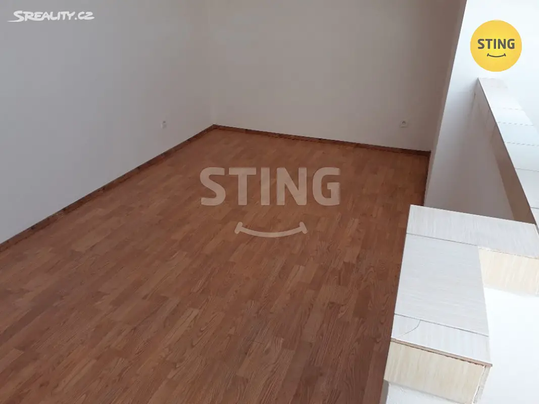 Pronájem bytu 2+kk 39 m², Na Lánech, Ostrava - Nová Ves