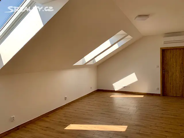 Pronájem bytu 3+kk 67 m², Jiřího Šotky, Nové Strašecí