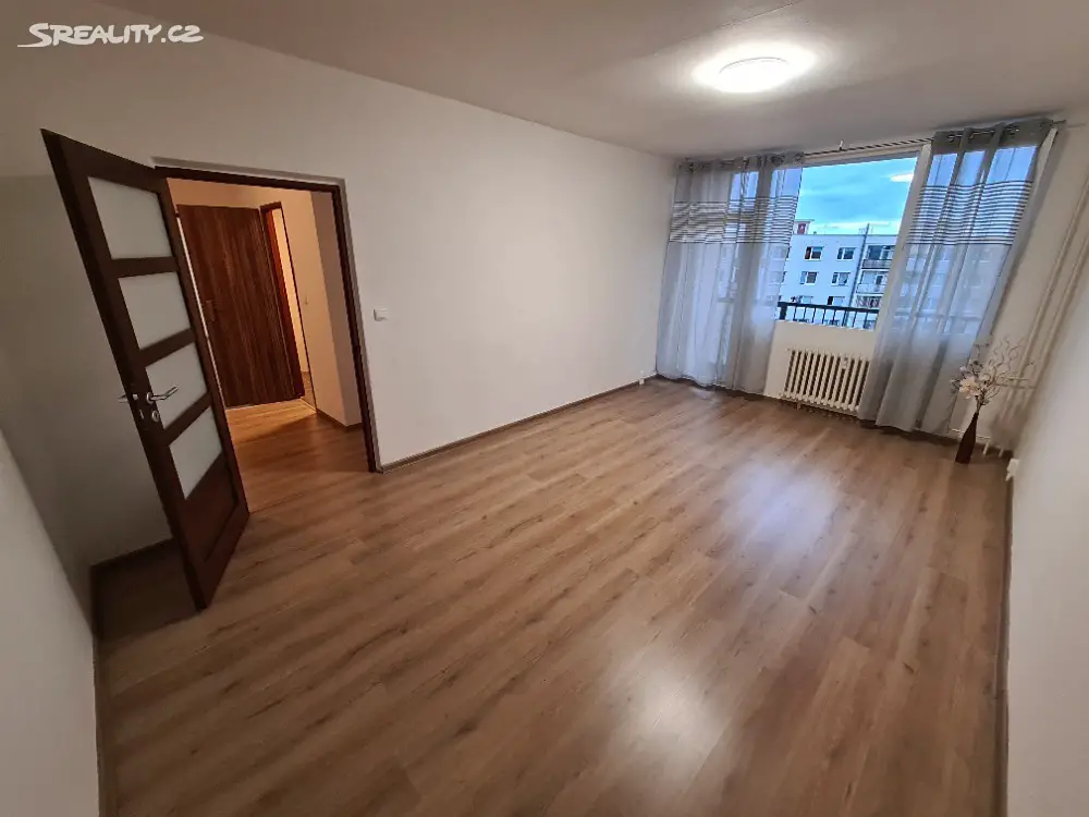 Pronájem bytu 2+1 62 m², Dřínovská, Chomutov