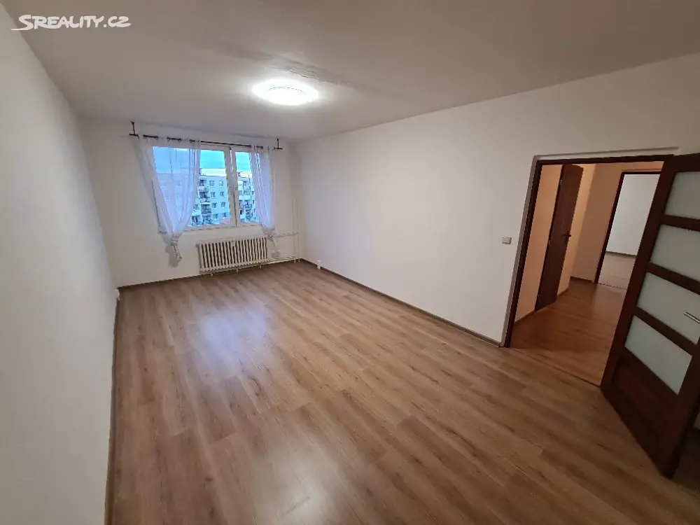 Pronájem bytu 2+1 62 m², Dřínovská, Chomutov