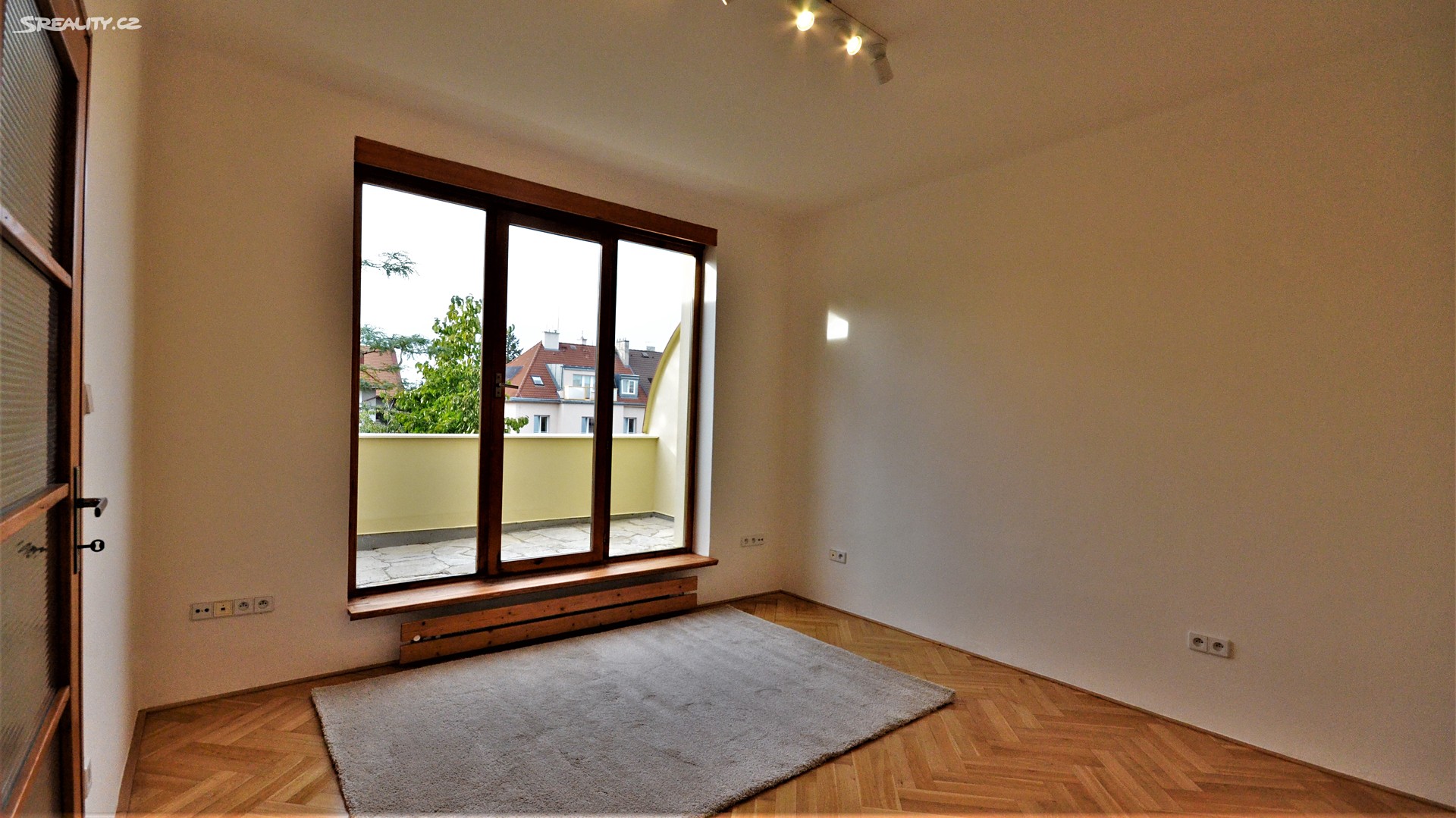Pronájem bytu 4+kk 150 m² (Mezonet), Na dělostřílnách, Praha 6 - Břevnov