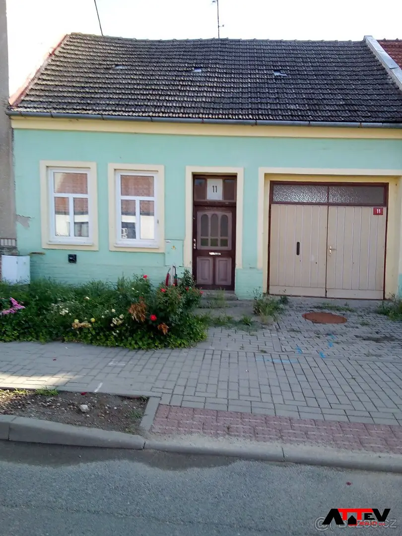 Prodej  rodinného domu 1 m², pozemek 431 m², Bořetice, okres Břeclav